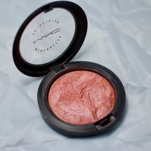 MAC powder highlight Stereo Rose discontinued